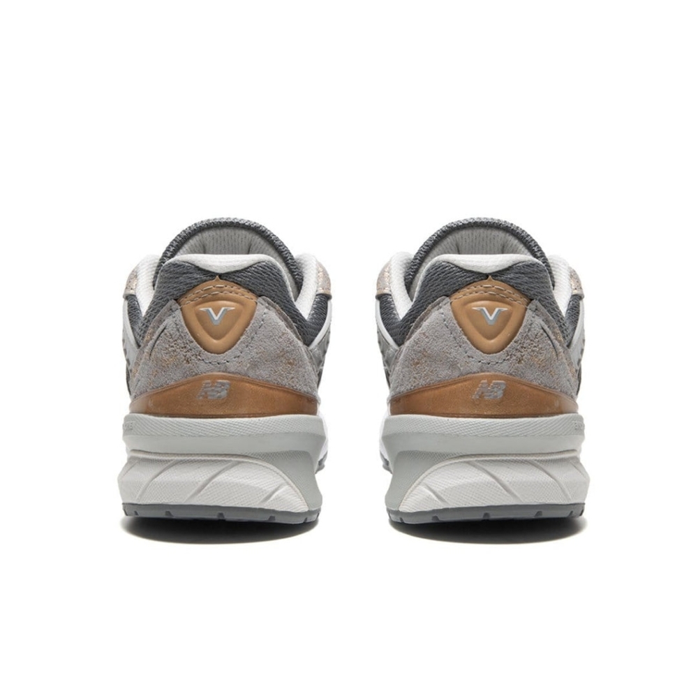 NWT New Balance 990v5 Moonbeam Silver Running Shoes / Sneakers W990MB5 Dad Shoes - Picture 4 of 10